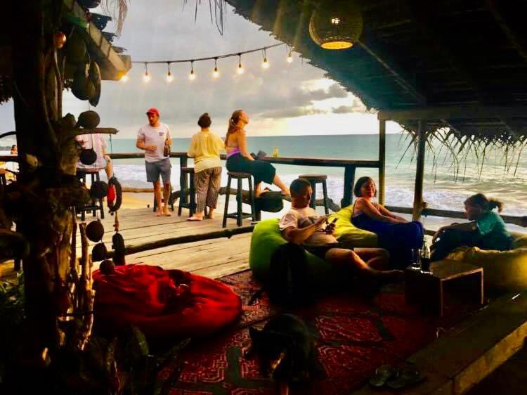 Backpack Beach Hostel & Reggae Bar Bussa Eksteriør billede