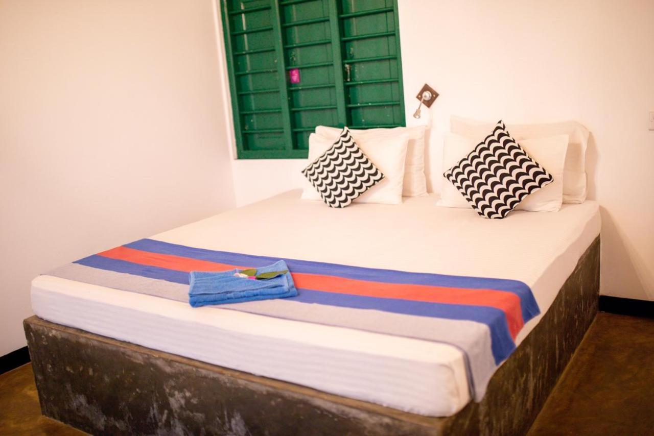 Backpack Beach Hostel & Reggae Bar Bussa Eksteriør billede