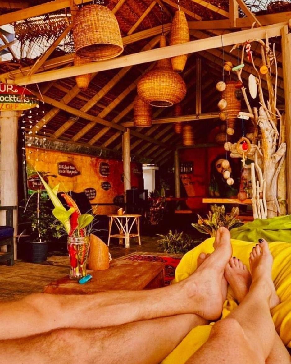 Backpack Beach Hostel & Reggae Bar Bussa Eksteriør billede